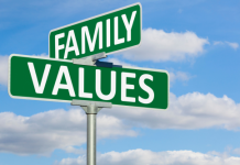 Rester fidèle aux valeurs familiales en grandissant