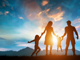 Faire plaisir à ses parents : une mitsva pleine de lumière Image mis en avant faire plaisir a ses parents dans article education Faire plaisir à ses parents : une mitsva pleine de lumière