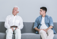 Les conflits intergénérationnels Image mis en avant conflits intergénérationnels dans article education Les conflits intergénérationnels